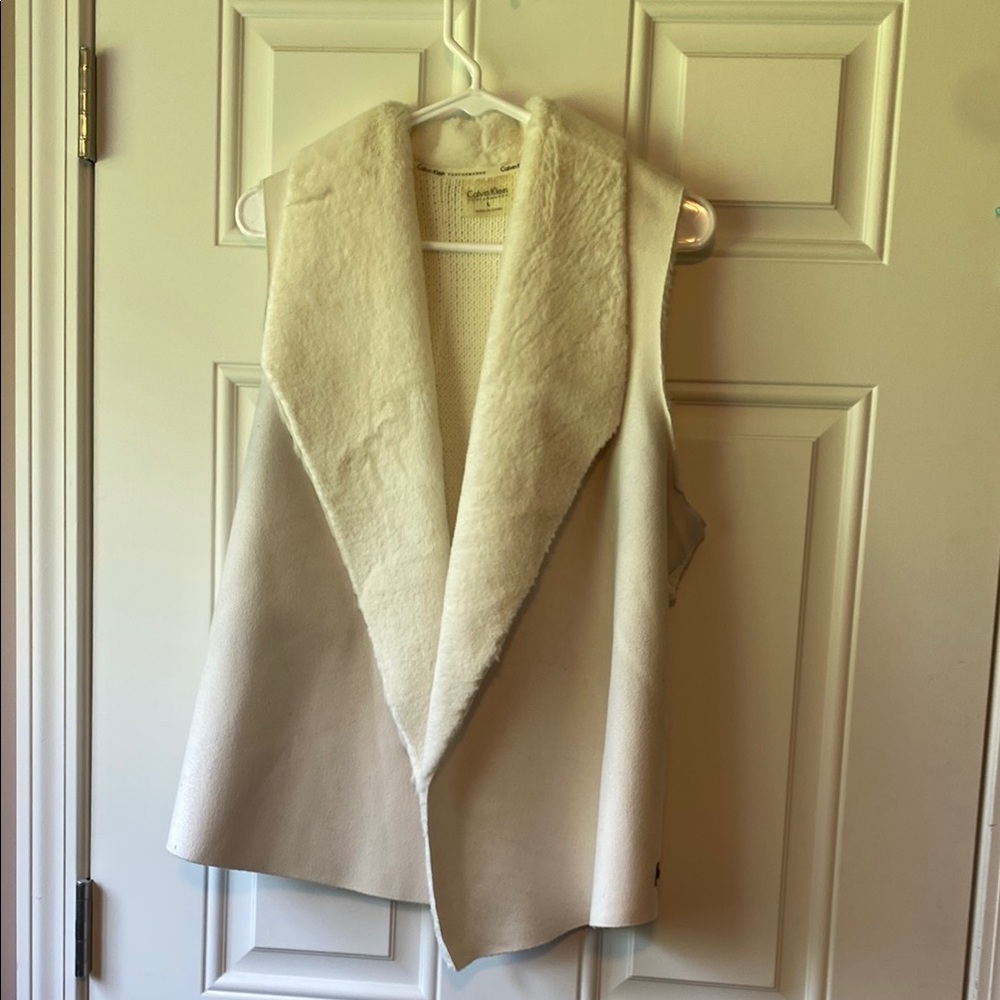 Calvin Klein Cream Vest Elegant Outerwear